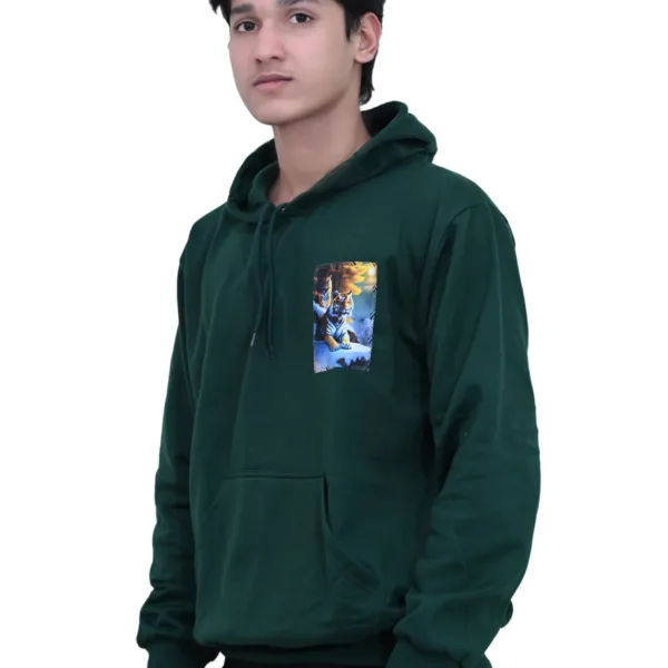 Cotton Regular fit Green Tiger Rest On Ice Print Graphic Hoodie
